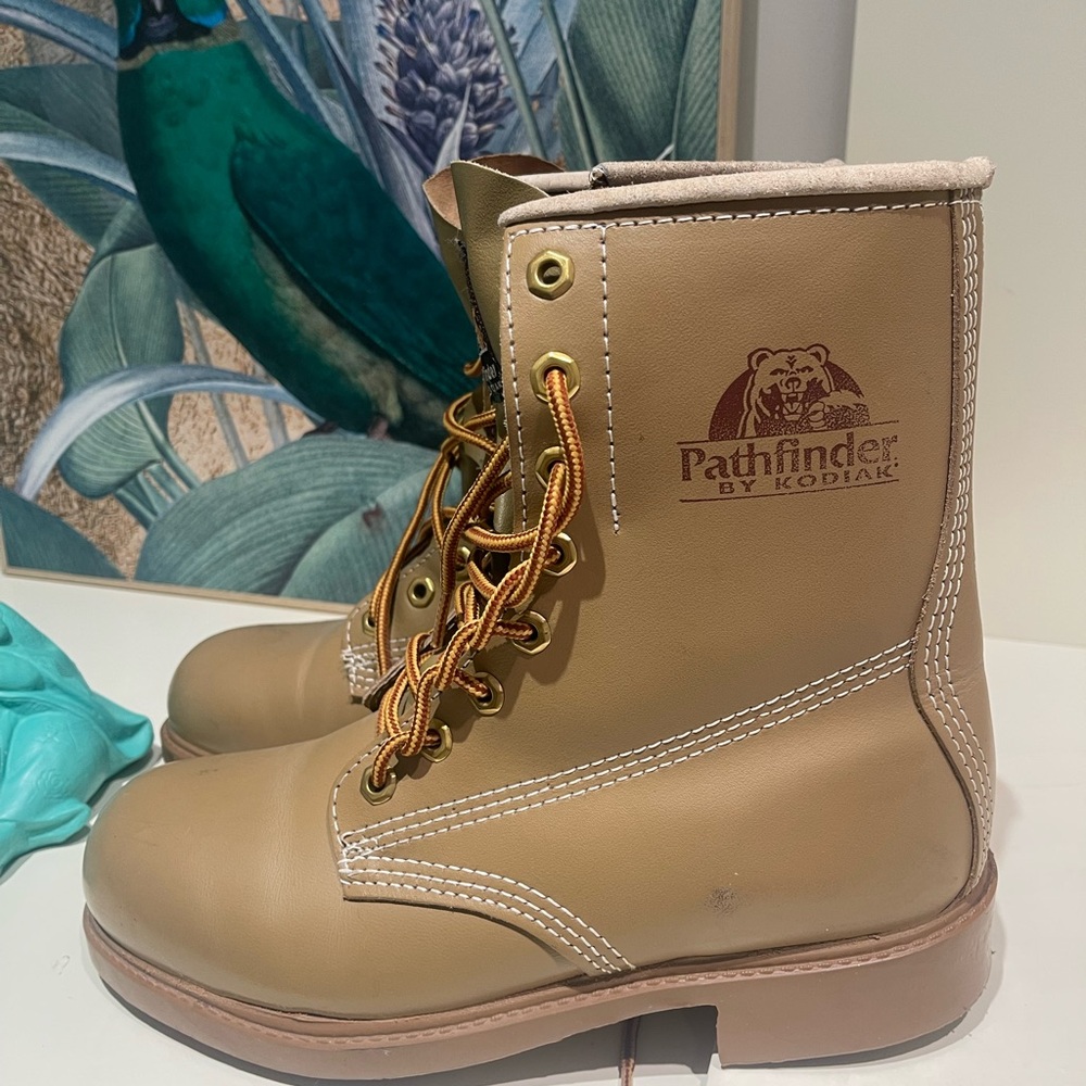 Pathfinder by Kodiak Tan Boots